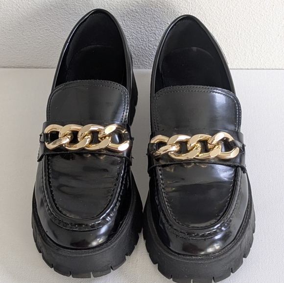 Guess Chunky Platform Loafers Womens Size 9 M Black Slip On Lug Sole Gold Chain - Picture 2 of 7